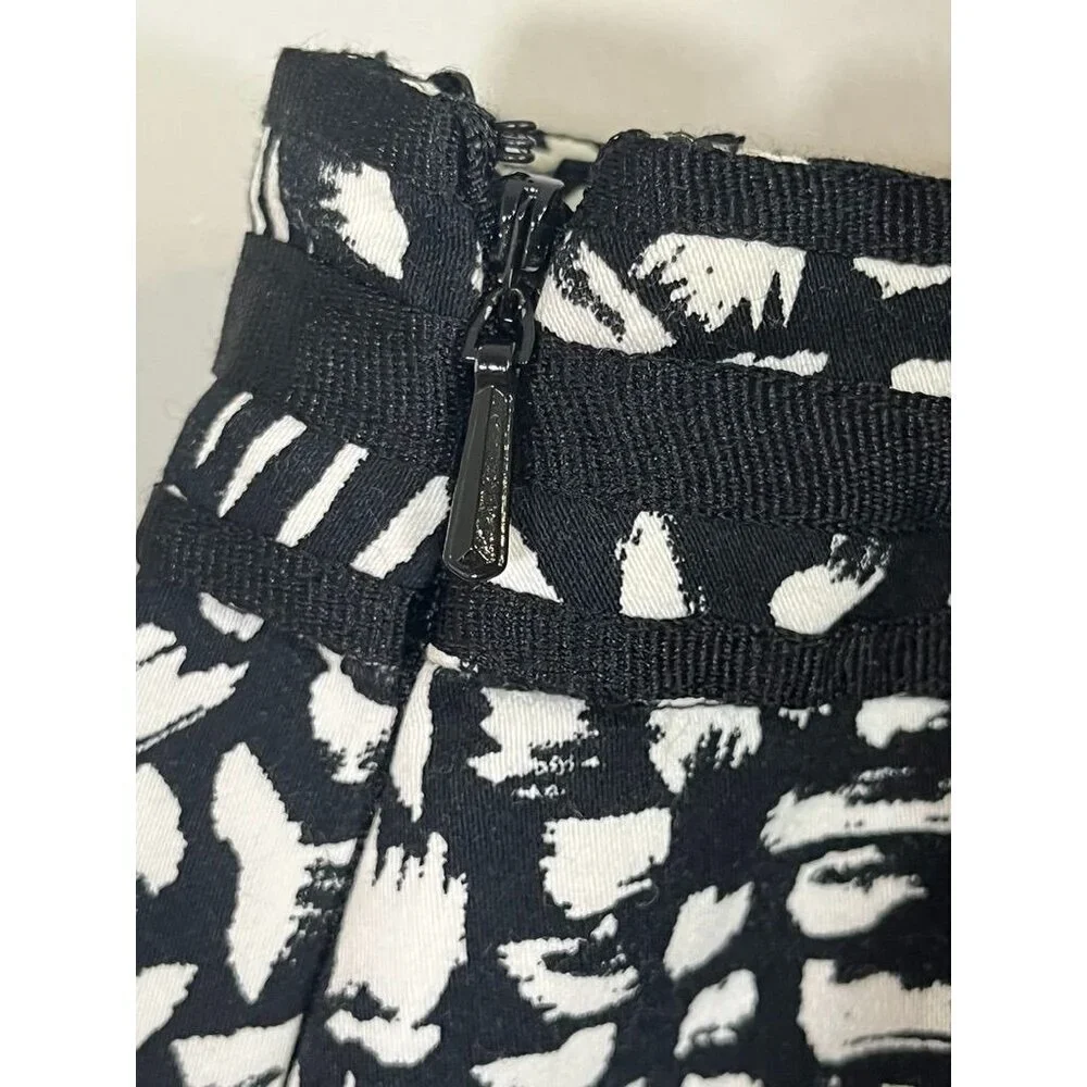Retro Animal Print Skirt 14 Black Classic Chic Preppy Neutral Minimalist Artsy‎